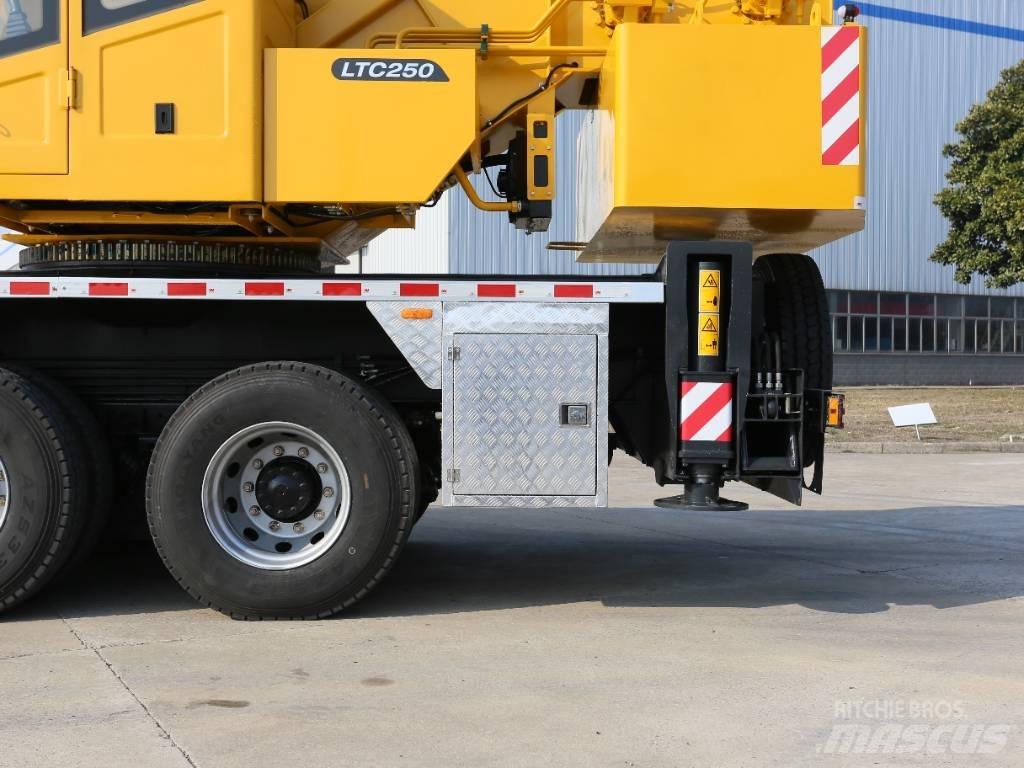 LiuGong LTC250V5 Univerzálne terénne žeriavy
