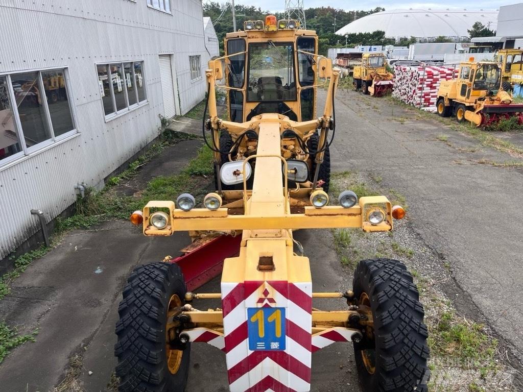 Mitsubishi MG 500 Grejdery