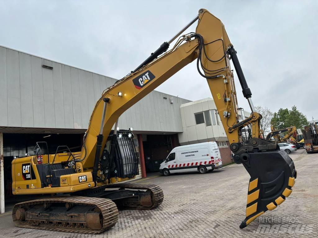 CAT 330 Pásové rýpadlá