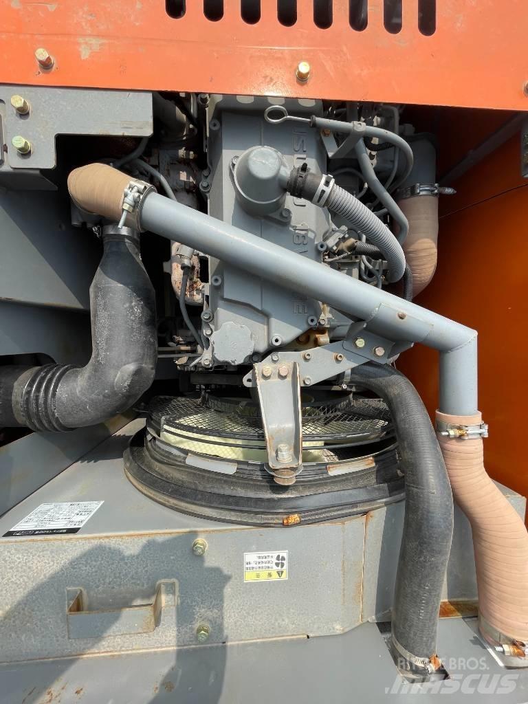 Hitachi ZX 200 Pásové rýpadlá