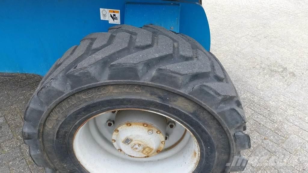 Genie S105 4X4X4 Teleskopické plošiny