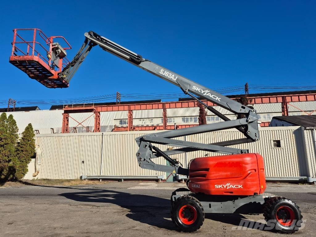 SkyJack SJ 63 AJ Kĺbové plošiny