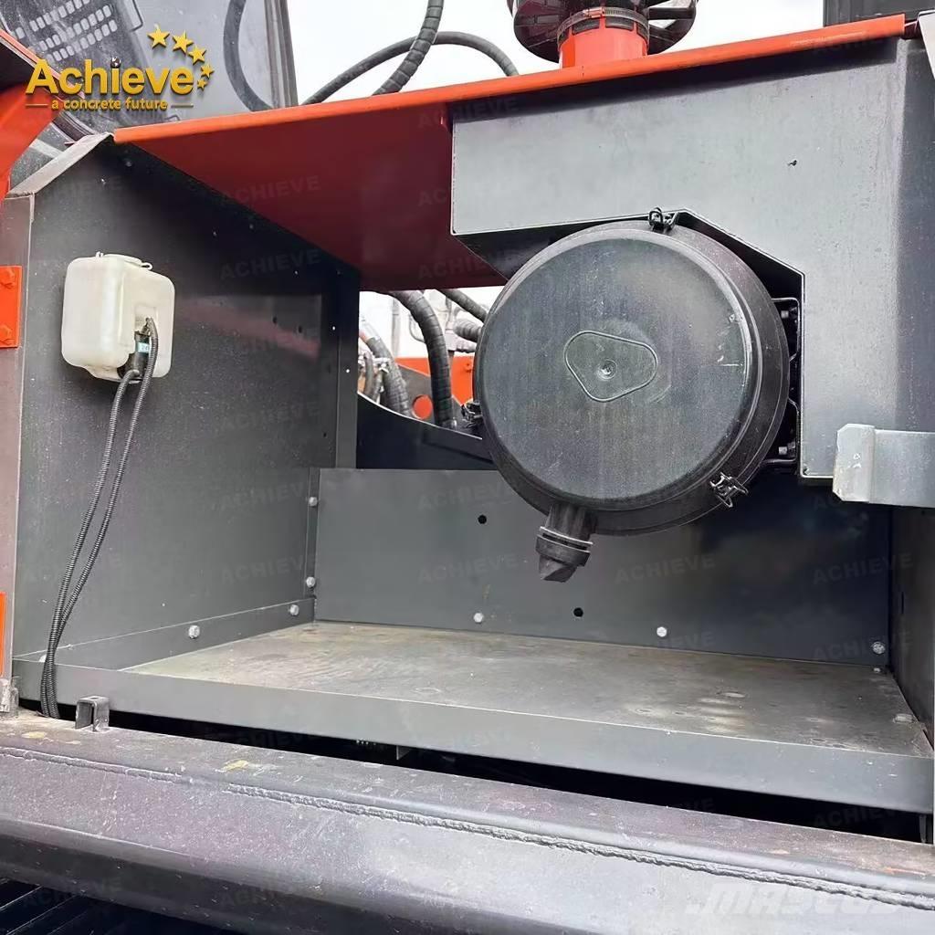 Hitachi XZ3503G Pásové rýpadlá