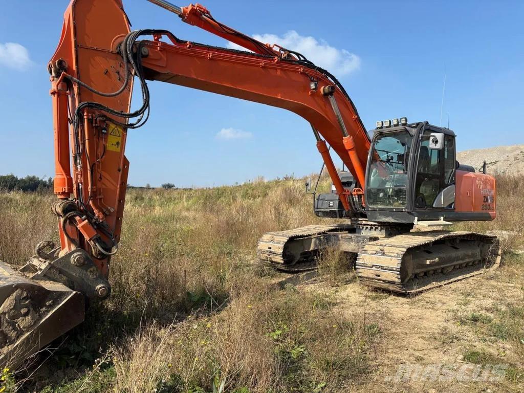 Hitachi ZX250LC-5B Pásové rýpadlá