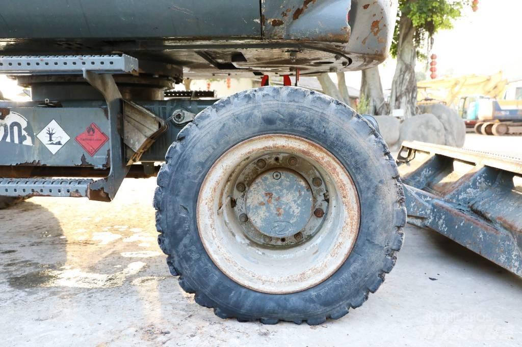 Wacker Neuson 6503 Kolesové rýpadlá