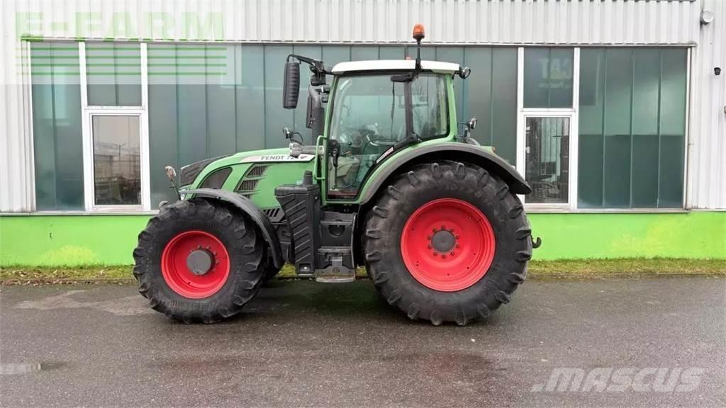 Fendt 724 profi + Traktory
