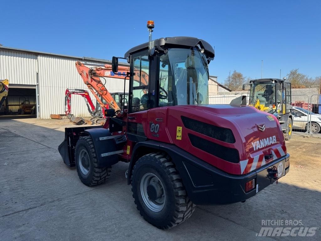 Yanmar V80 (02006) Kolesové nakladače