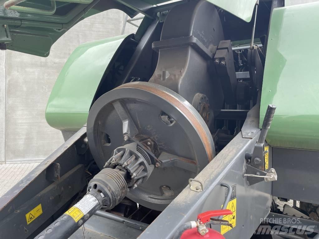 Fendt 12130 N Lisy na hranaté balíky