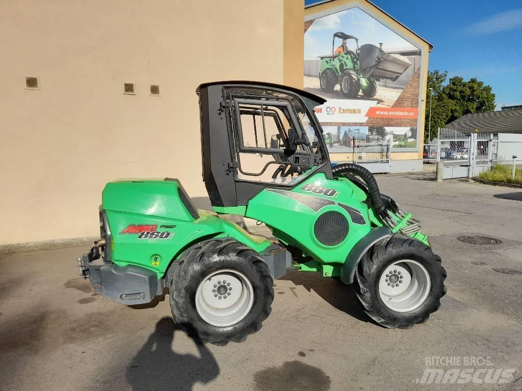 Avant 860i ROPS Manipulácia s materiálom - ostatné