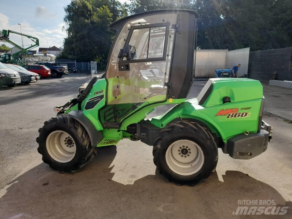 Avant 860i ROPS Manipulácia s materiálom - ostatné