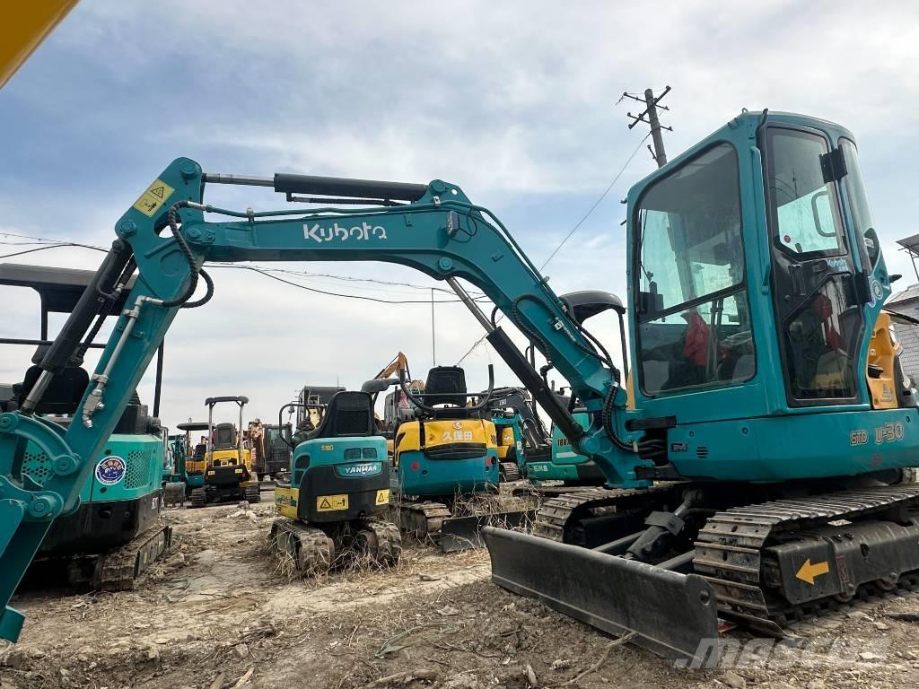 Kubota 30 Pásové rýpadlá