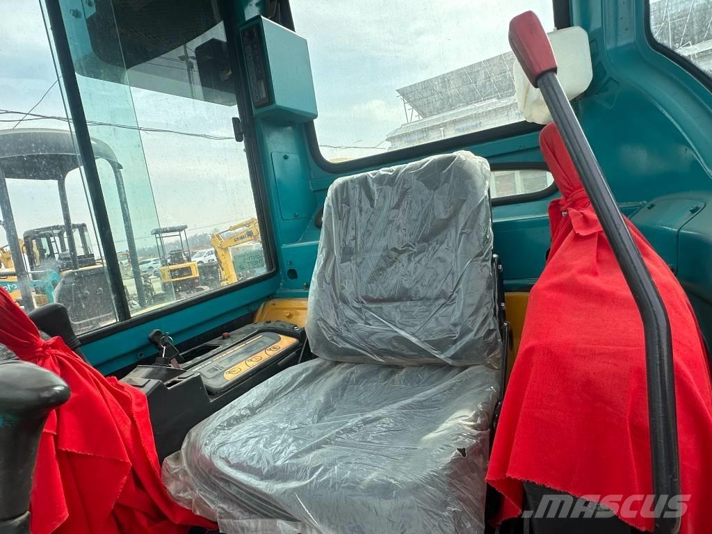 Kubota 30 Pásové rýpadlá