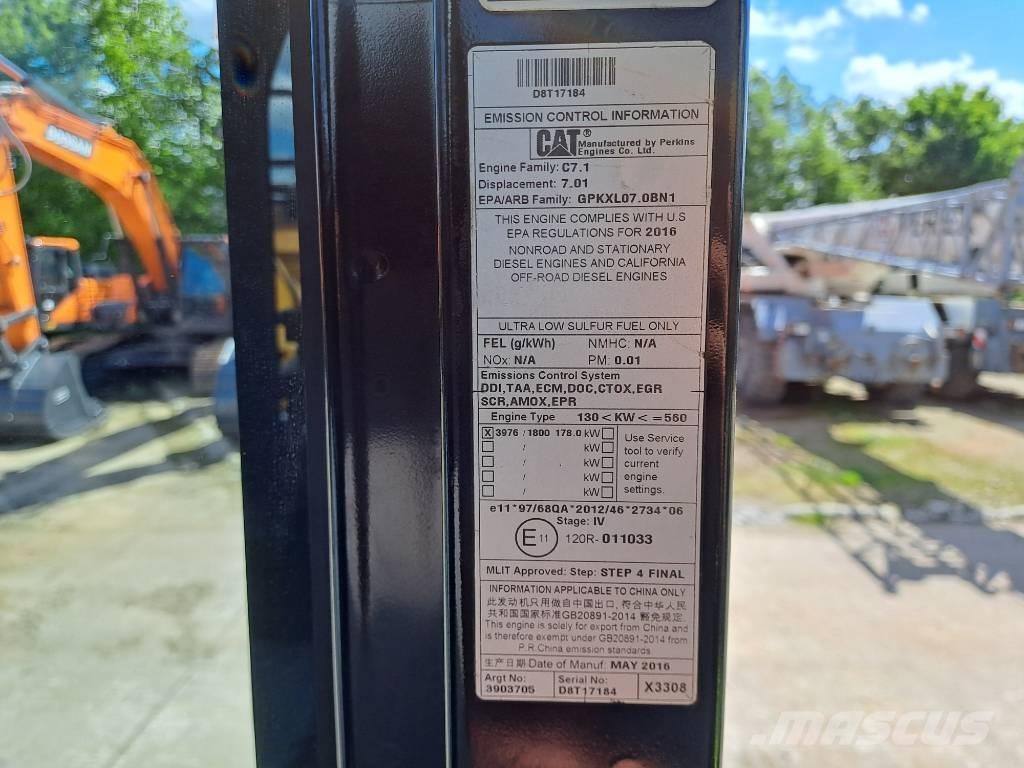 CAT 330FLN Pásové rýpadlá