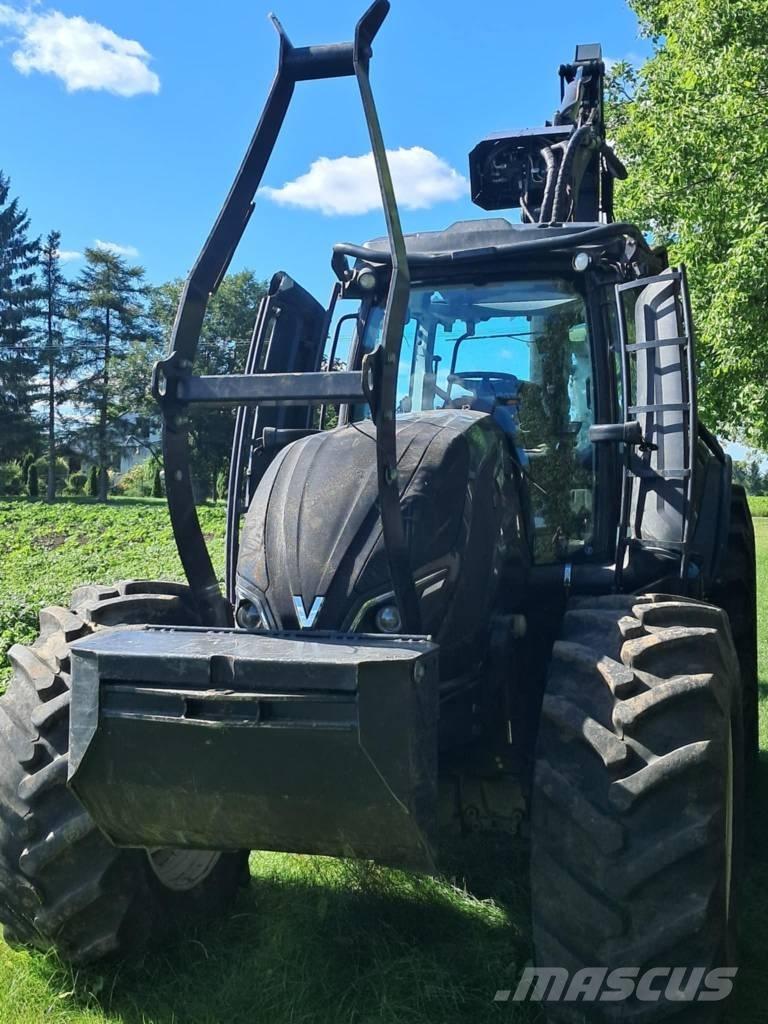 Valtra T 174 Harvestory
