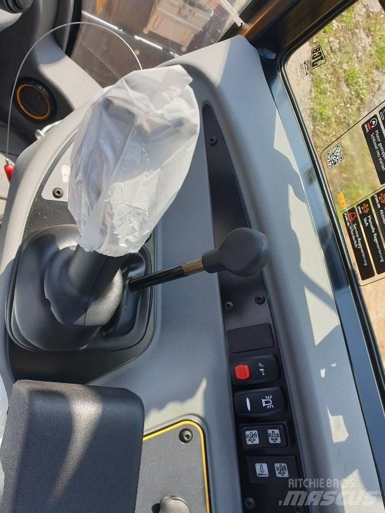 JCB 407 Kolesové nakladače