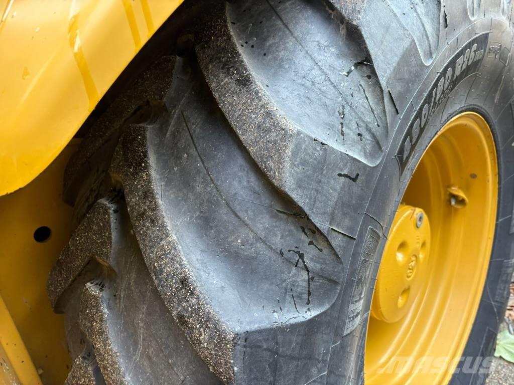 CAT 432 F Rýpadlo-nakladače