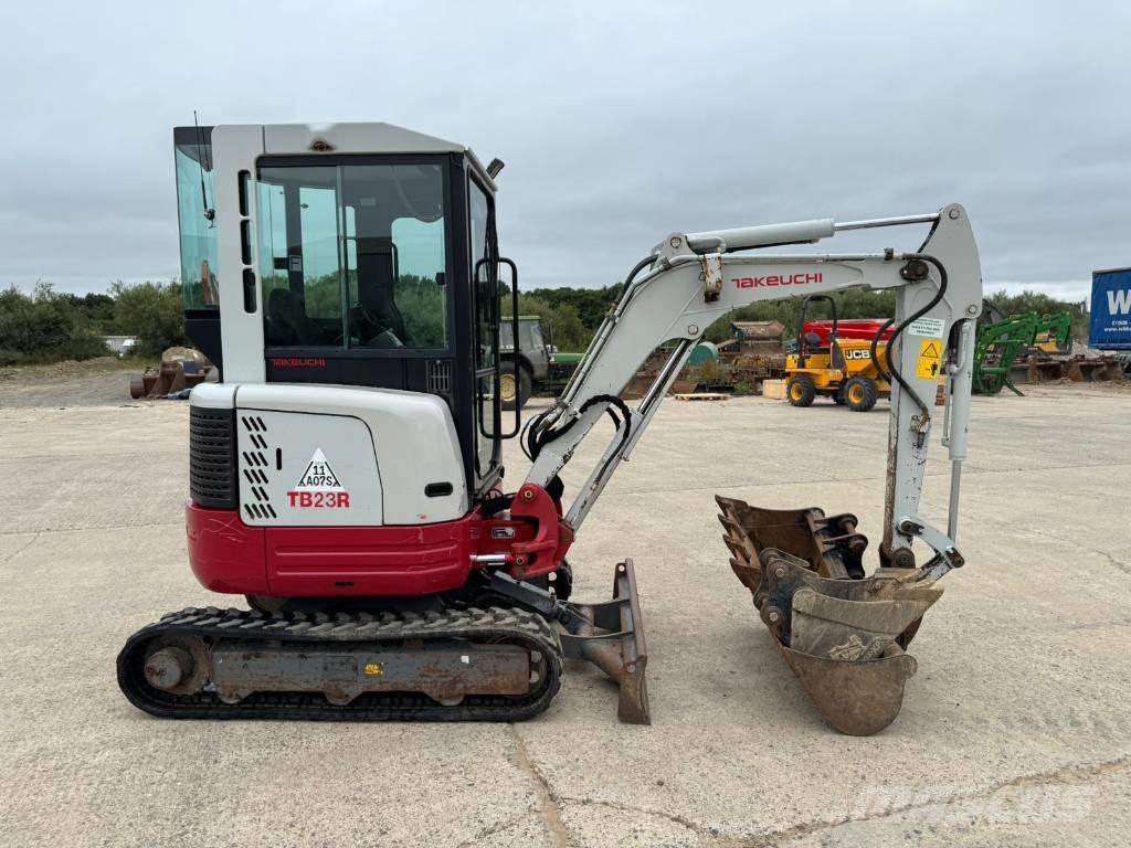 Takeuchi TB 23 R Mini rýpadlá < 7t