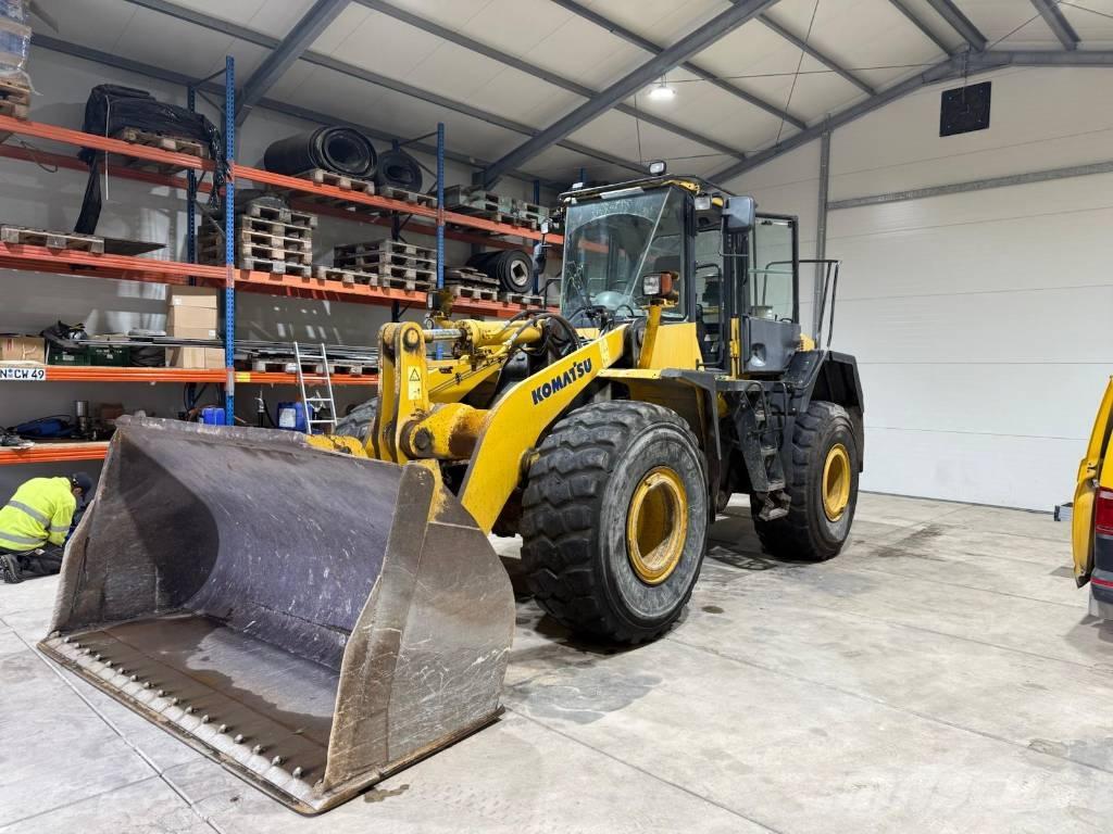 Komatsu WA 380-6 Kolesové nakladače