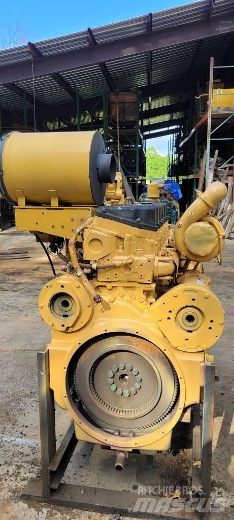 CAT 740 B Kĺbové nákladné autá