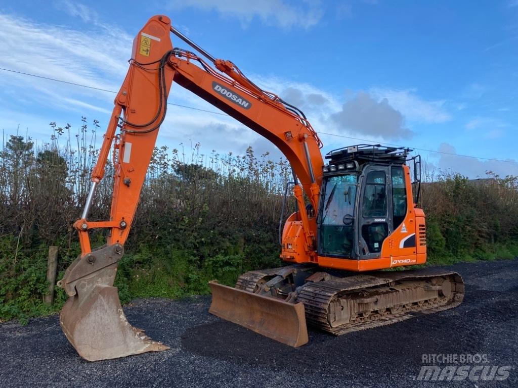 Doosan DX 140 LCR-3 Pásové rýpadlá