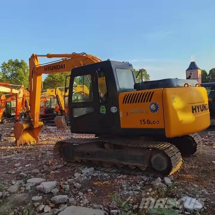 Hyundai 150LC -7 Pásové rýpadlá