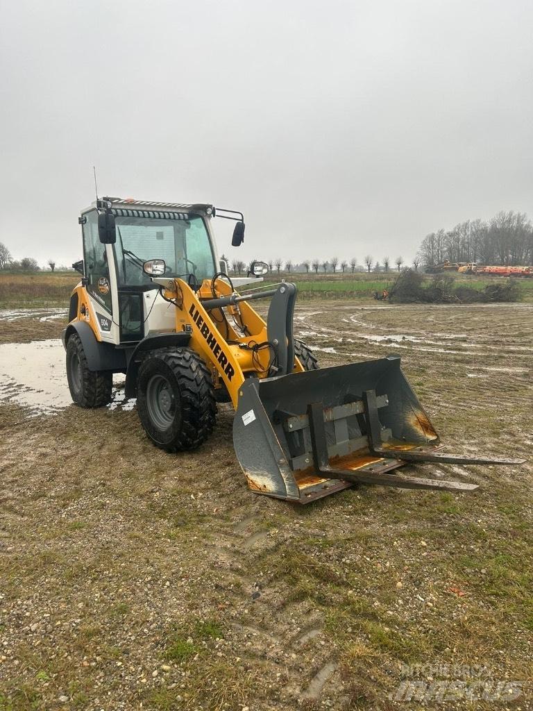 Liebherr L 504 Mininakladače