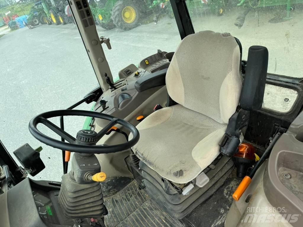 John Deere 5050E Traktory