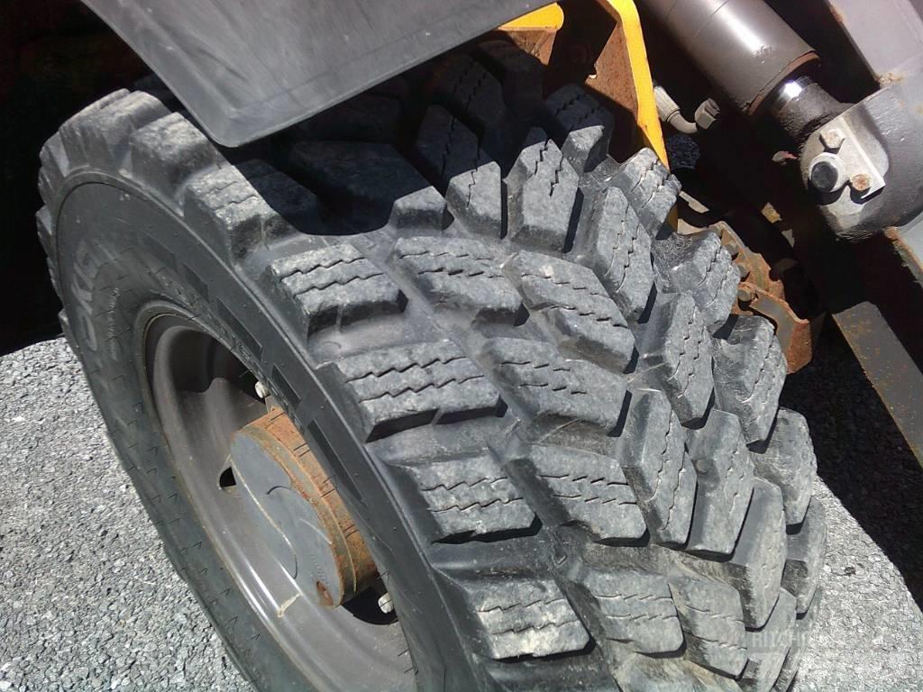 Mecalac AX 850 Kolesové nakladače