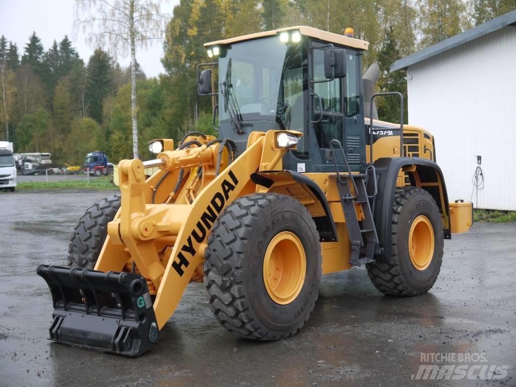 Hyundai HL 757-9A Kolesové nakladače