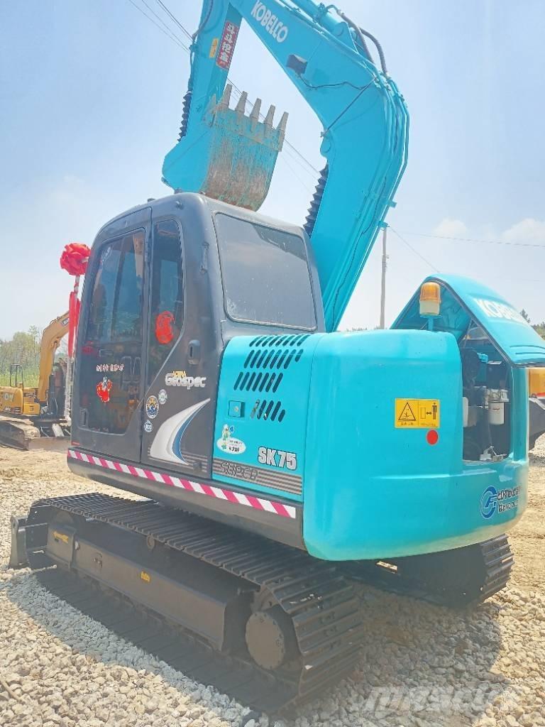 Kobelco sk75-8 Pásové rýpadlá