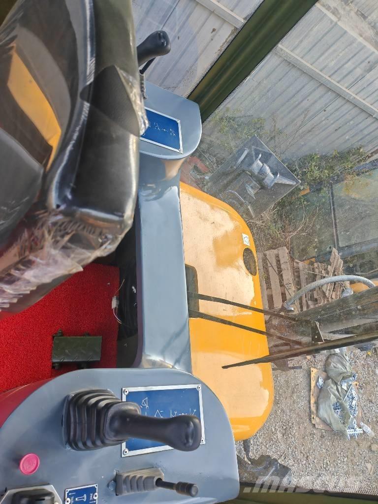 XCMG WZ30-25 Rýpadlo-nakladače