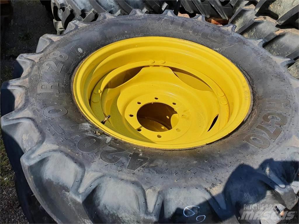 Mitas 420/70R28 x2 Pneumatiky, kolesá a ráfiky
