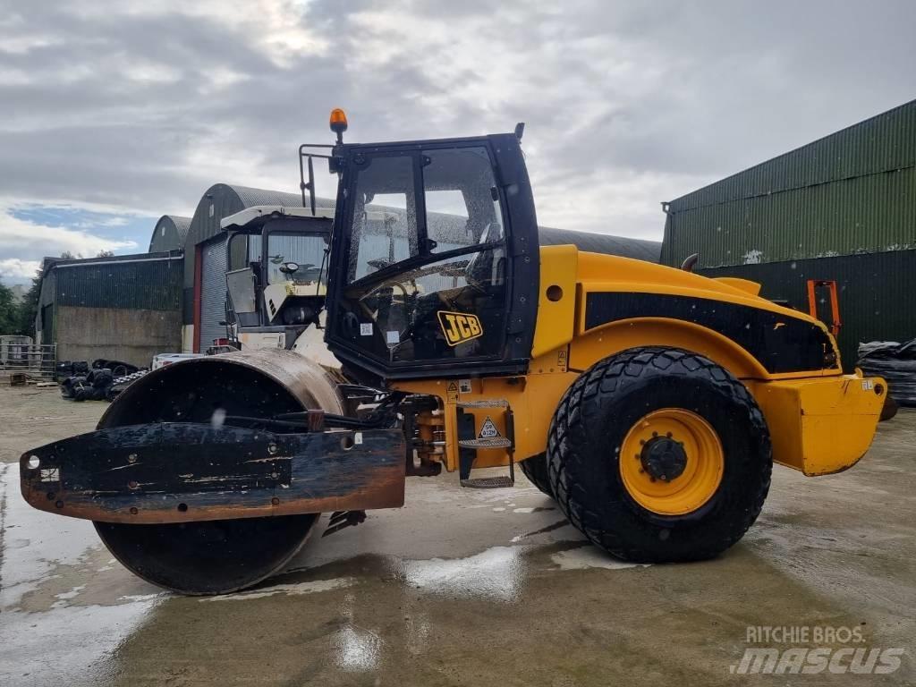 JCB Vibromax VM 146 Pôdne kompaktory