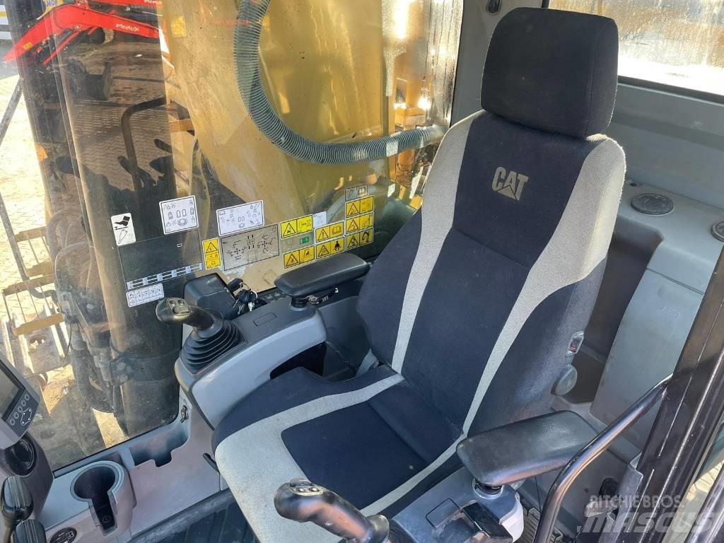 CAT 352 F Pásové rýpadlá