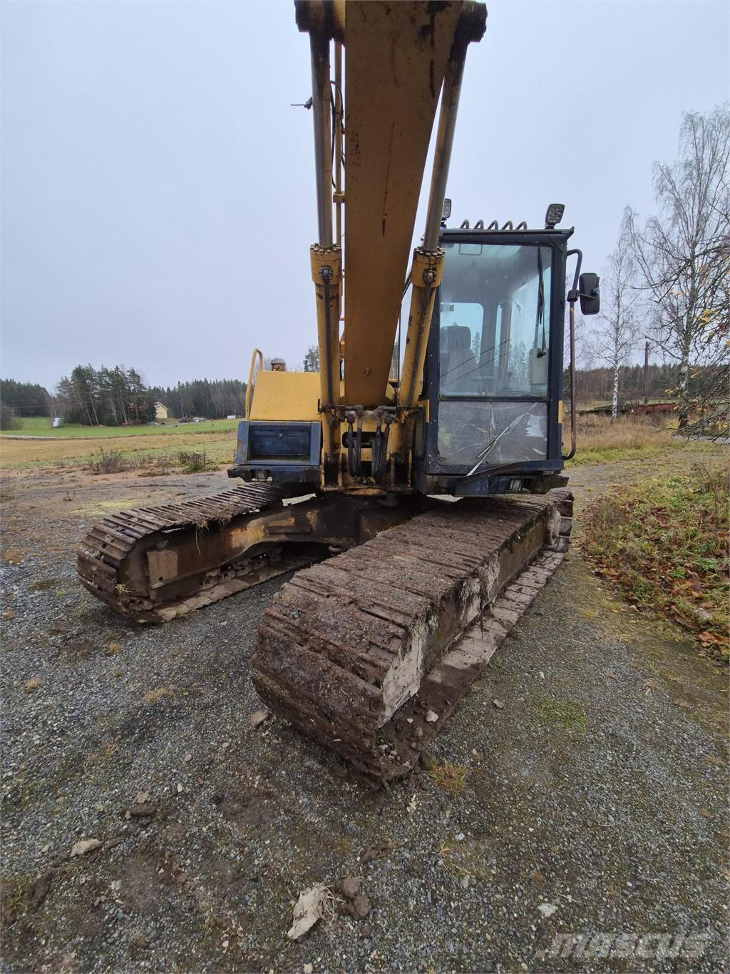 Komatsu PC180LC-3 Pásové rýpadlá