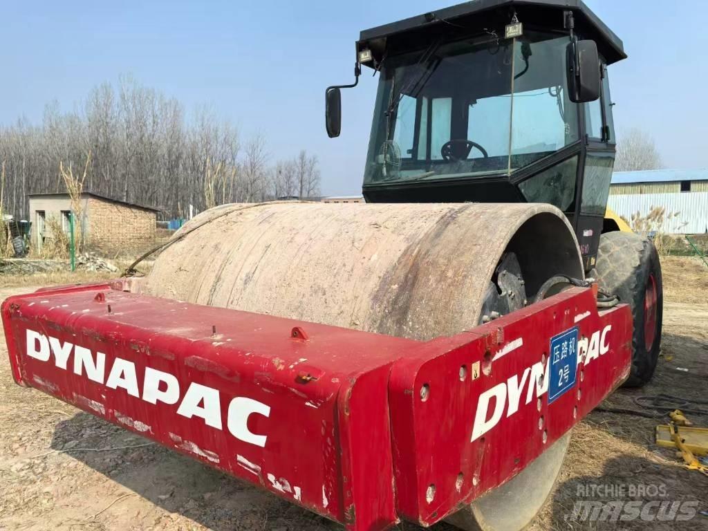 Dynapac 610AC Kombinované valce