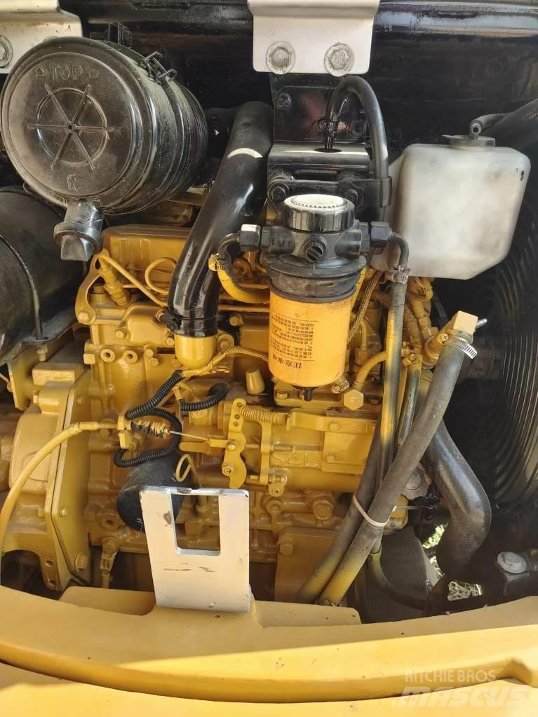 CAT 305 CR Mini rýpadlá < 7t