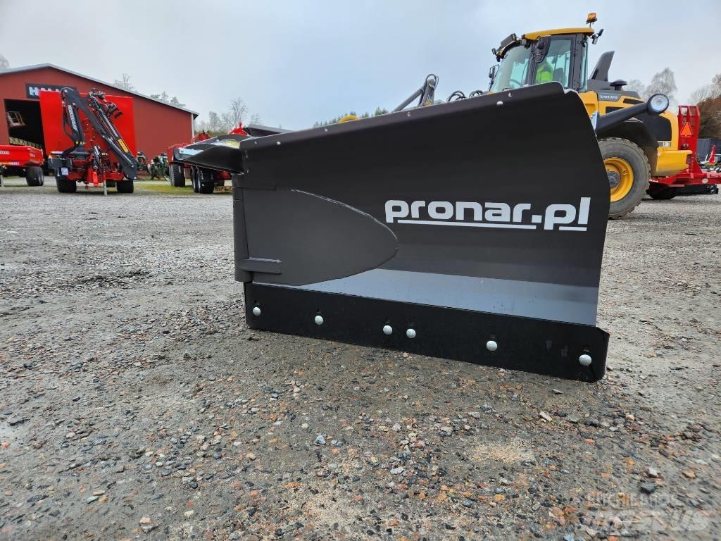 Pronar PUV 2800 M Pluhy