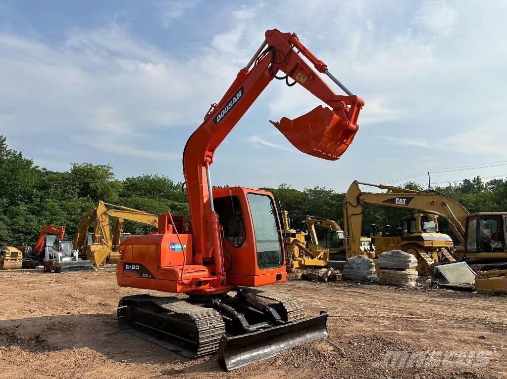 Doosan DH 80 Pásové rýpadlá