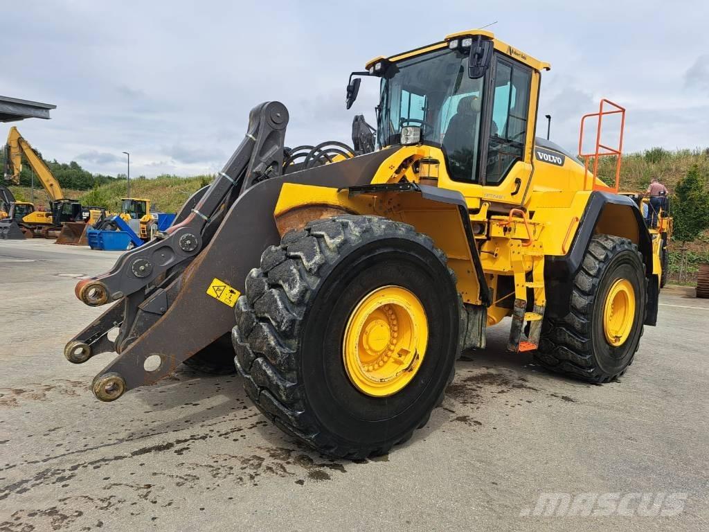 Volvo L220H Kolesové nakladače
