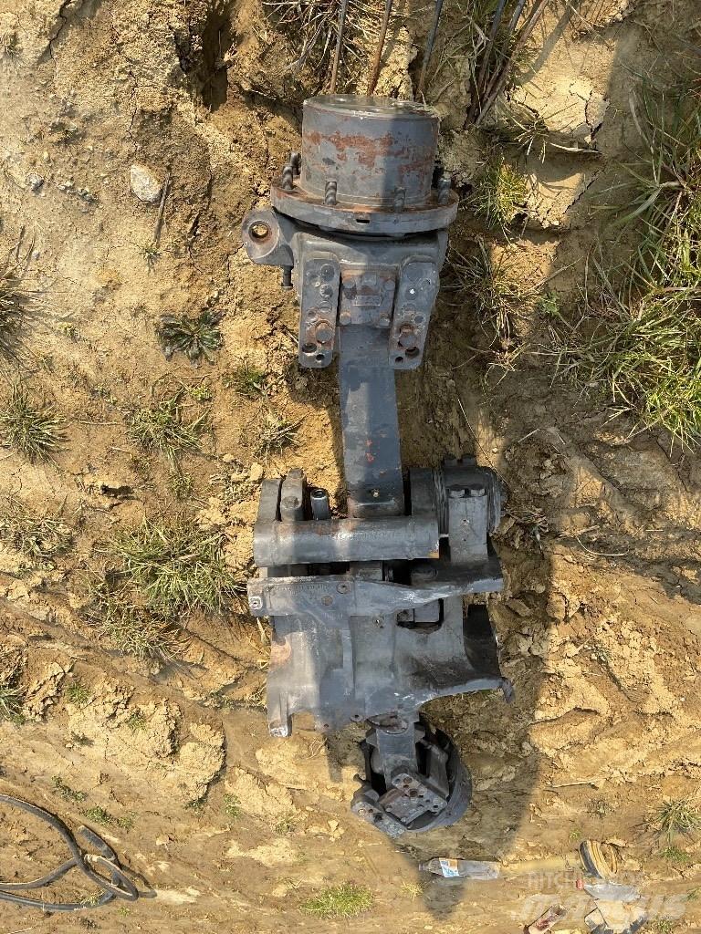 Fendt 515 Pneumatiky, kolesá a ráfiky