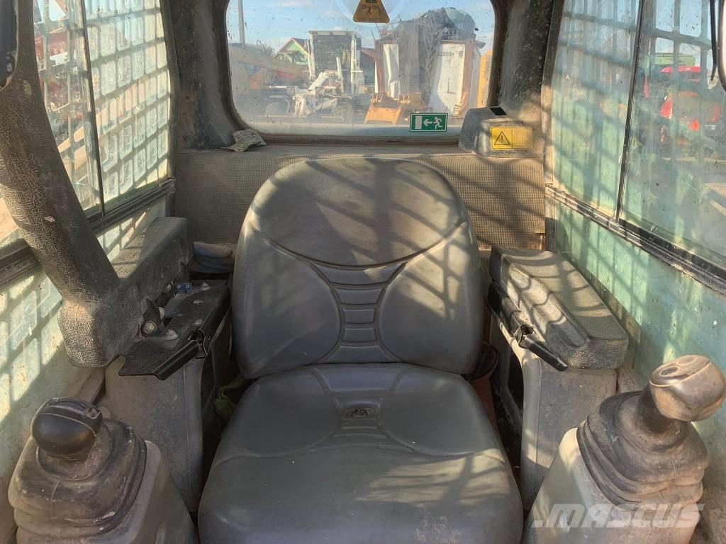 Gehl R 220 Šmykom riadené nakladače