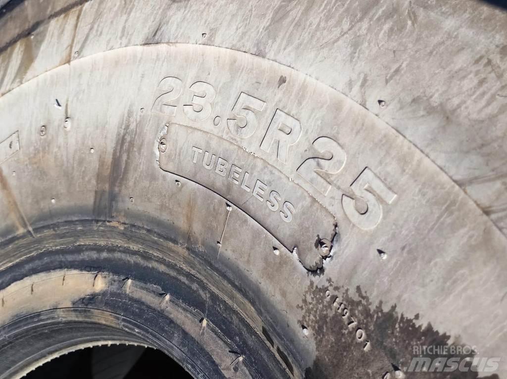  23.5 R25 TYERS Pneumatiky, kolesá a ráfiky