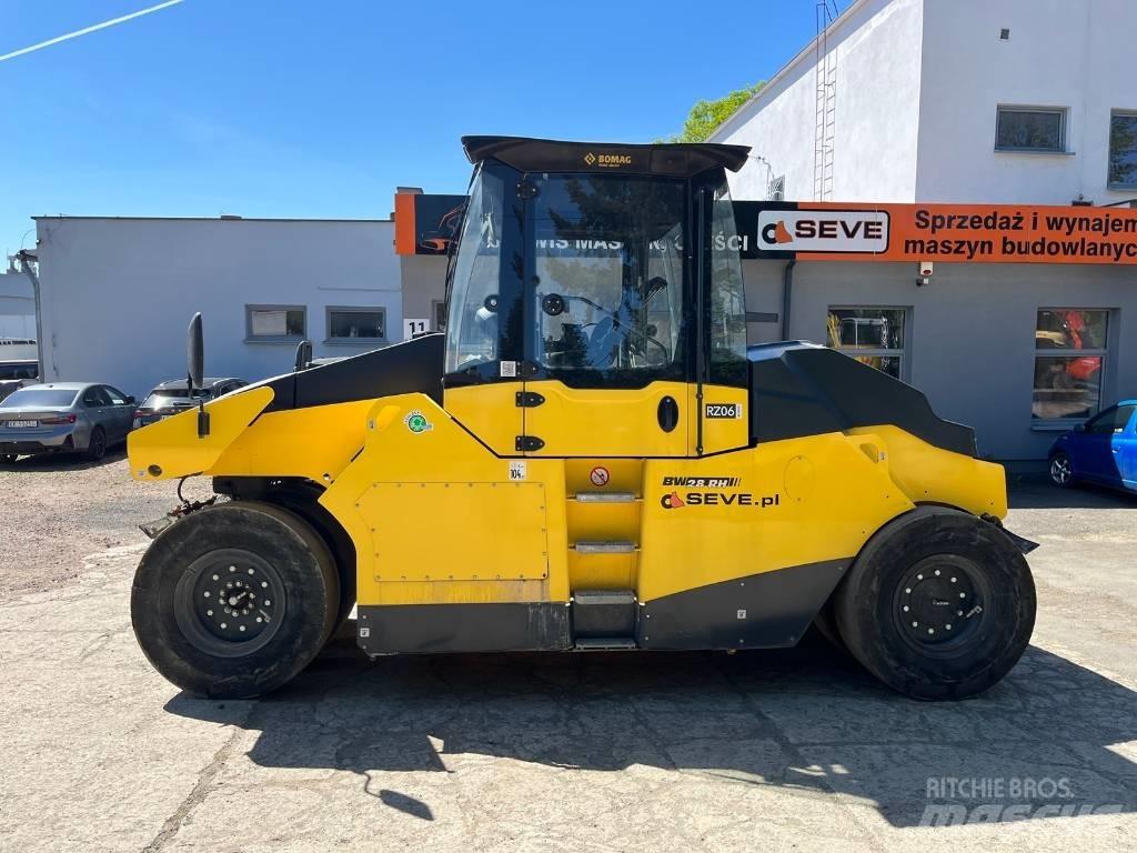 Bomag BW 28 RH Pneumatikové valce