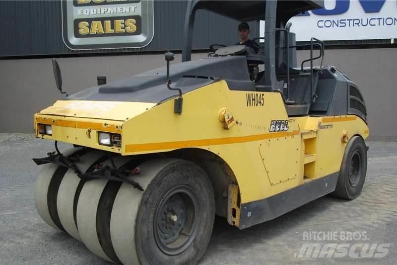 Bomag BW27RH Kombinované valce