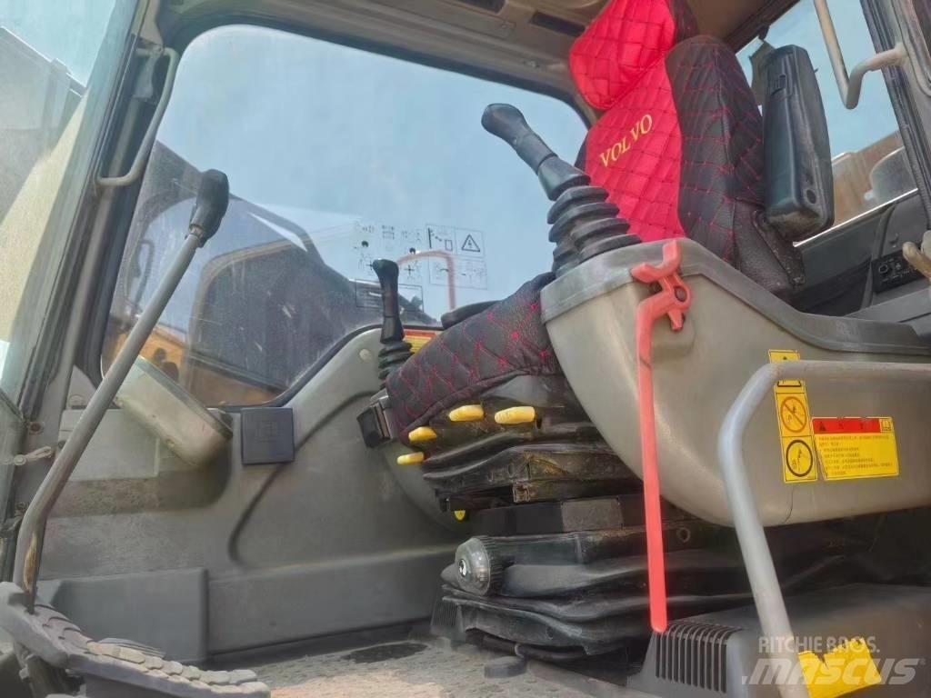 Volvo EC 210 Pásové rýpadlá