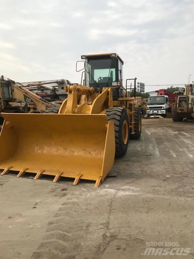 CAT 966H Kolesové nakladače