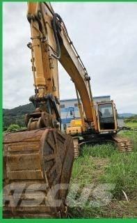 Hyundai Robex 300 LC Pásové rýpadlá