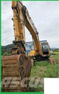 Hyundai Robex 300 LC Pásové rýpadlá