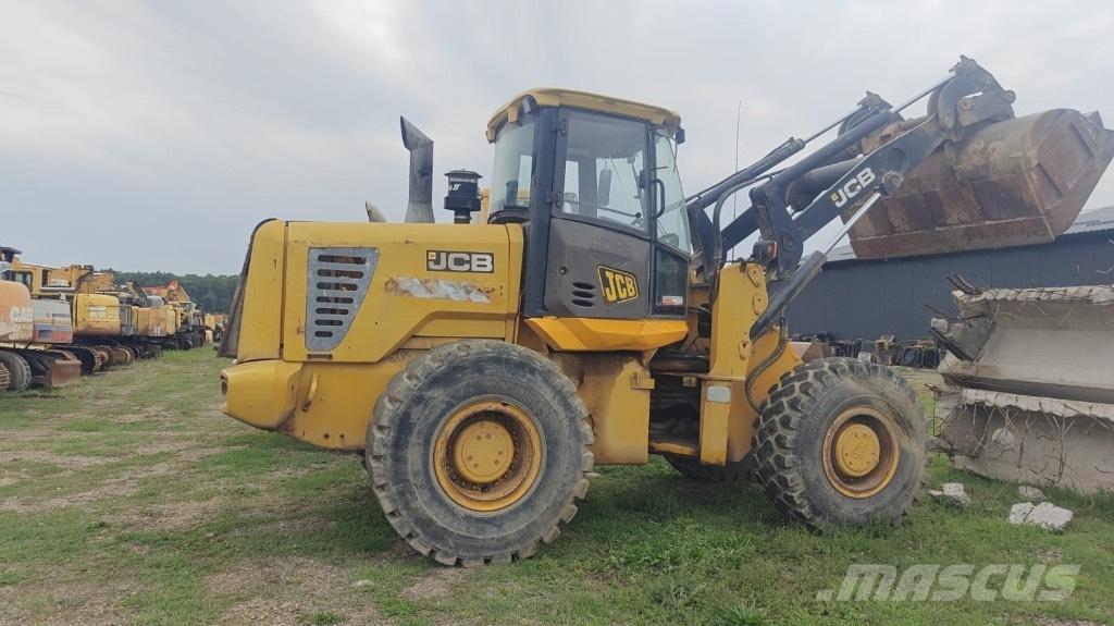JCB 426 HL Kabíny a interiér